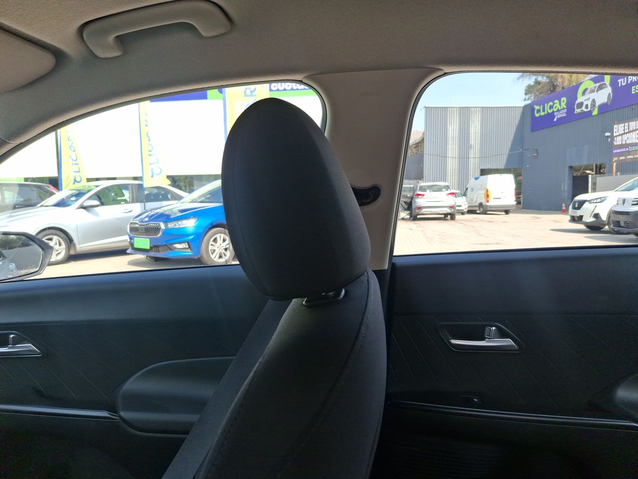 HYUNDAI - 11