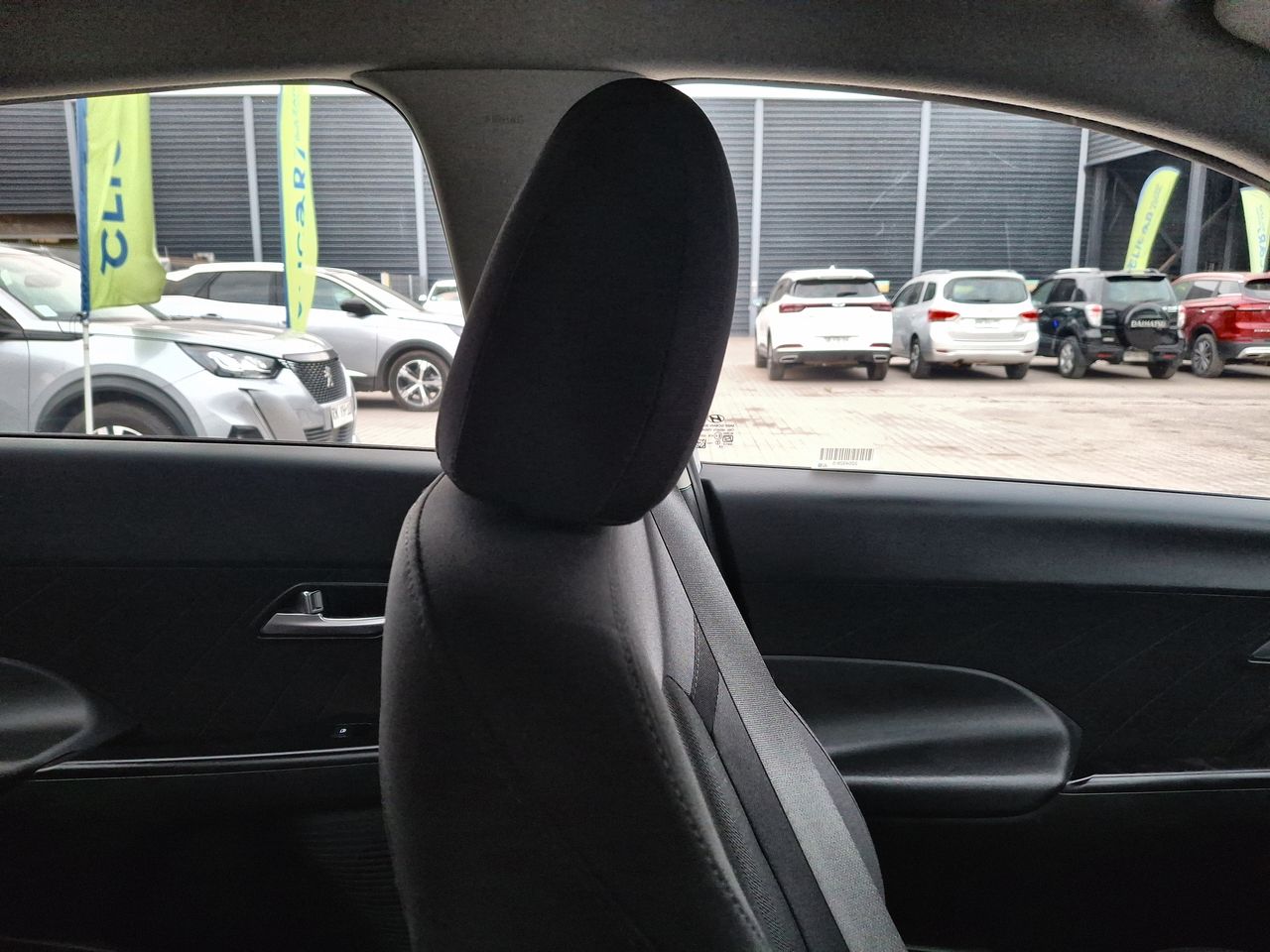 HYUNDAI - 15