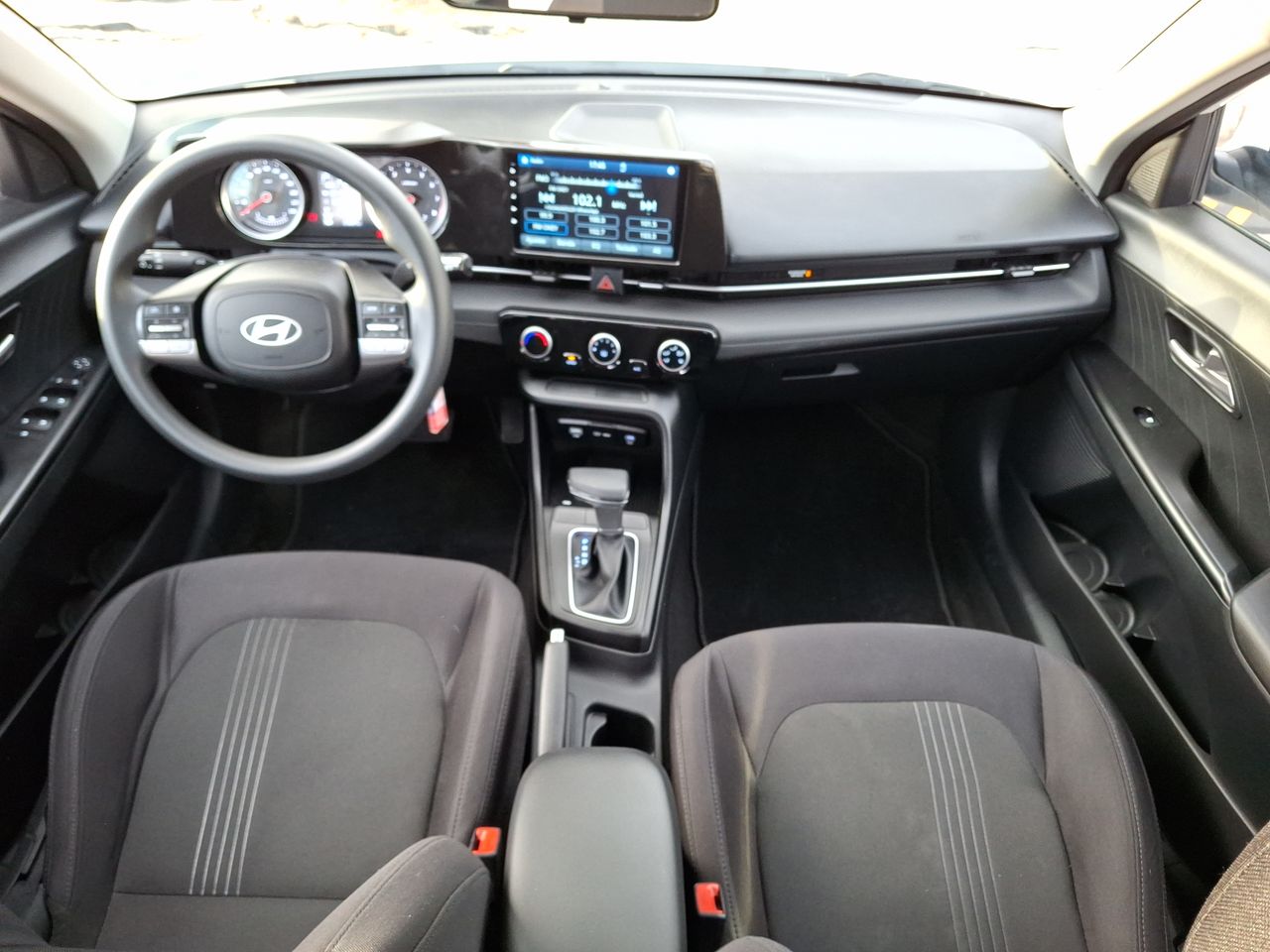 HYUNDAI - 33