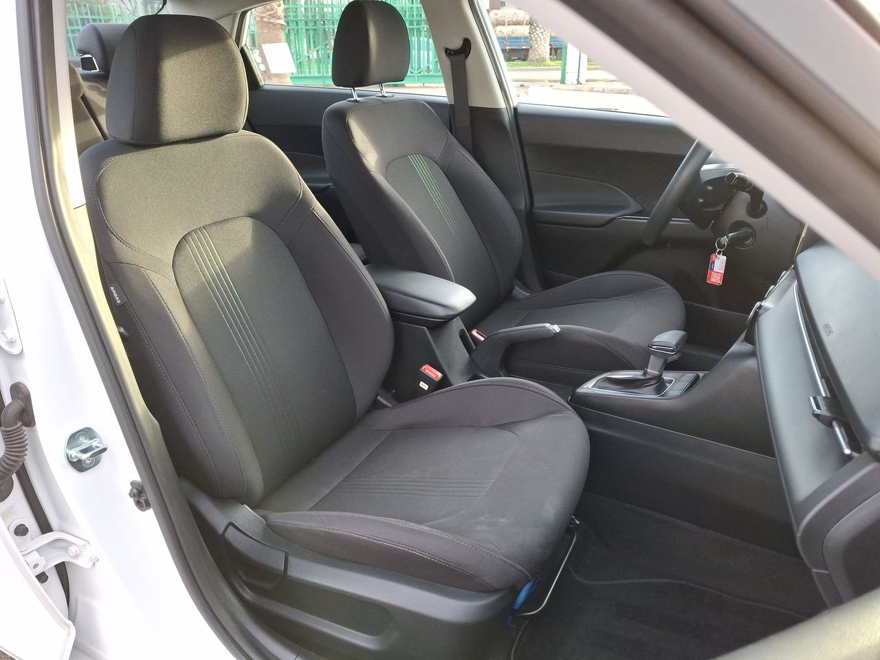HYUNDAI - 34