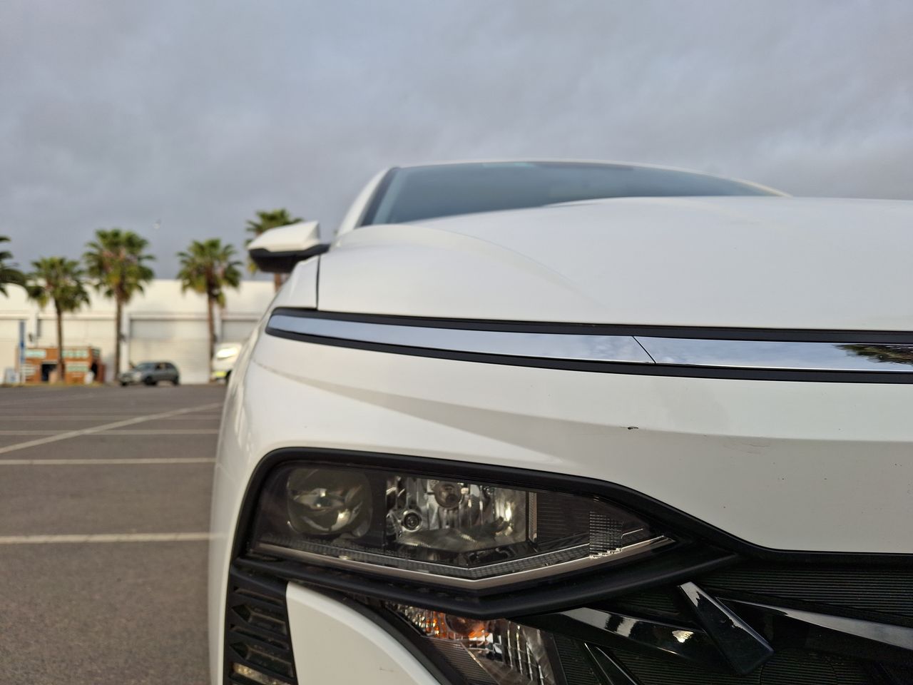 HYUNDAI - 19