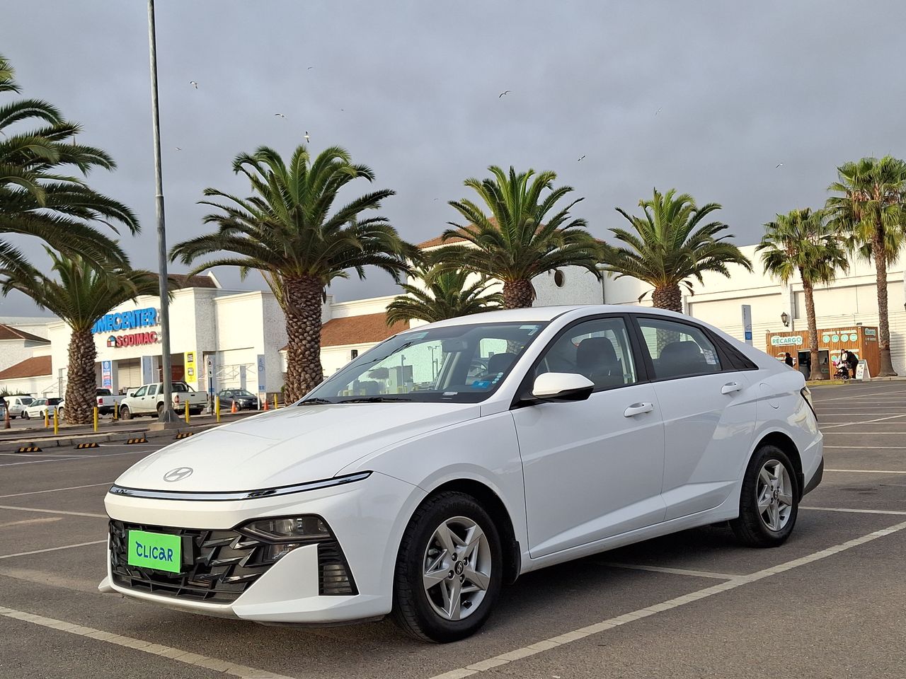 HYUNDAI - 3