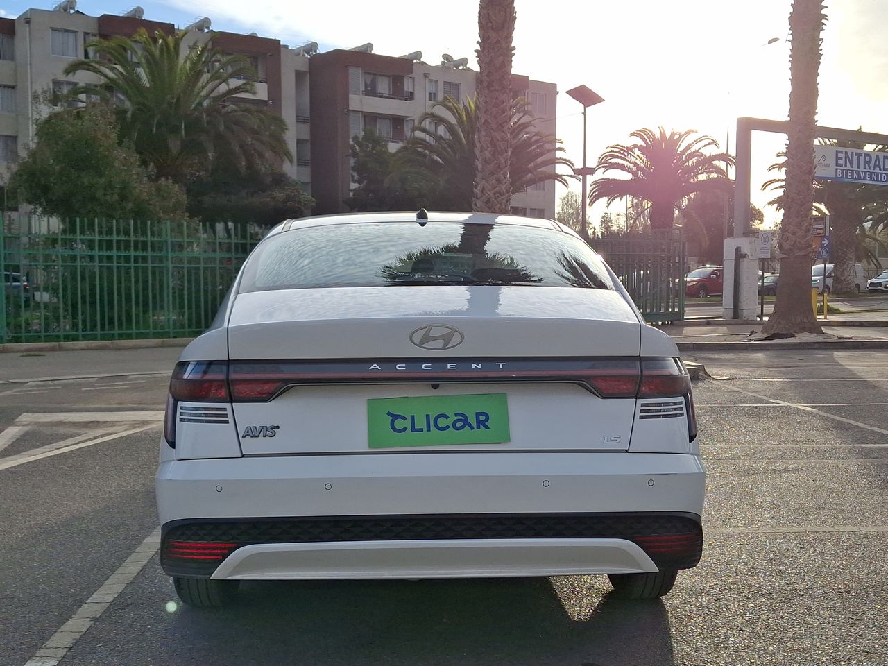 HYUNDAI - 6