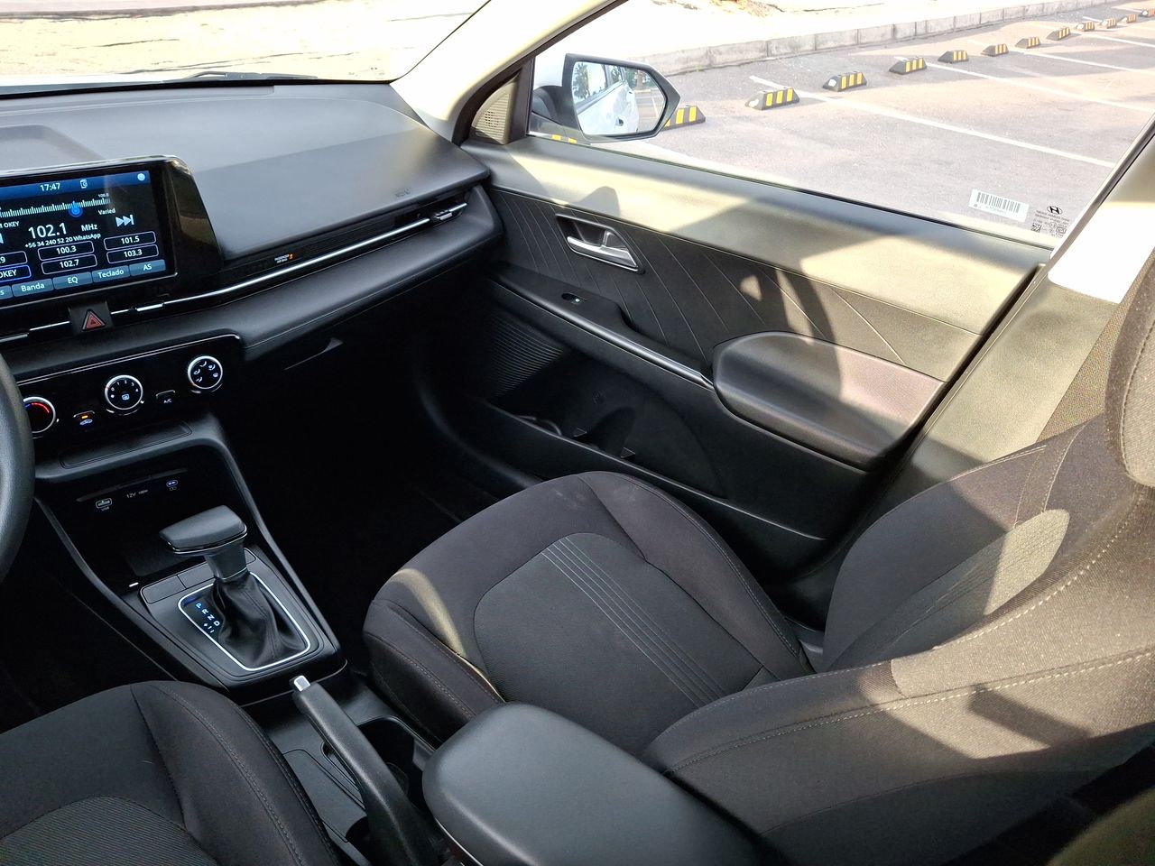 HYUNDAI - 10