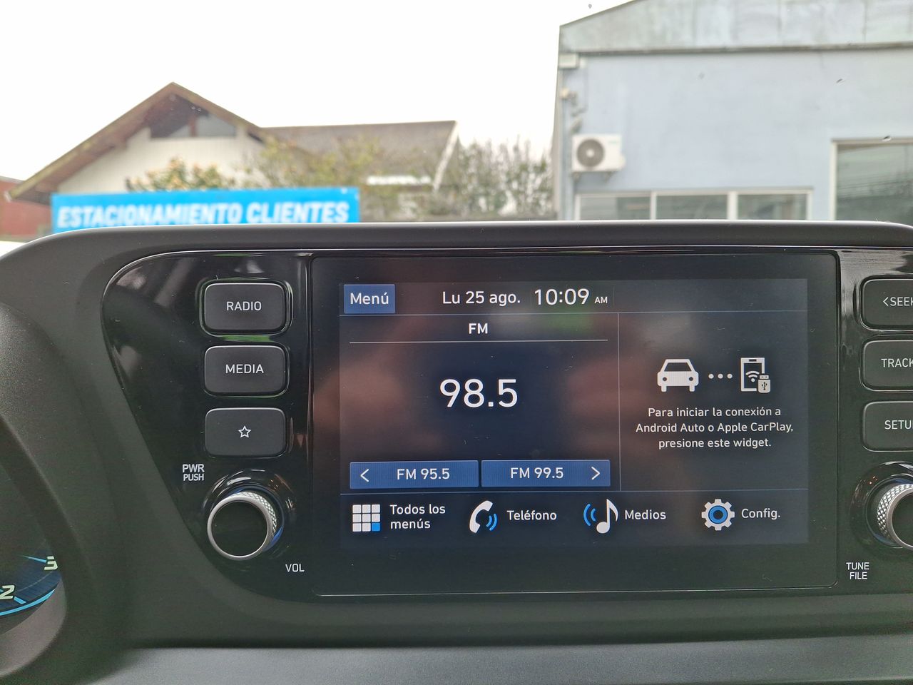 HYUNDAI - 27