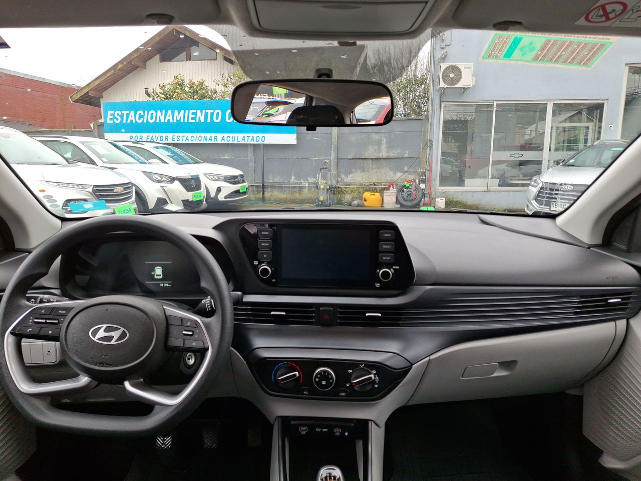 HYUNDAI - 31
