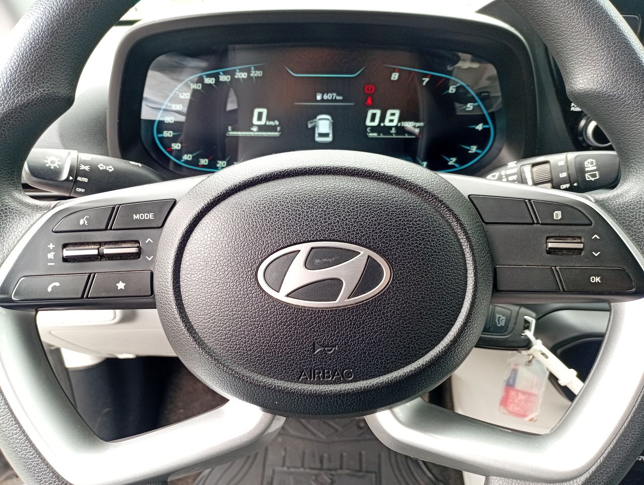 HYUNDAI - 27