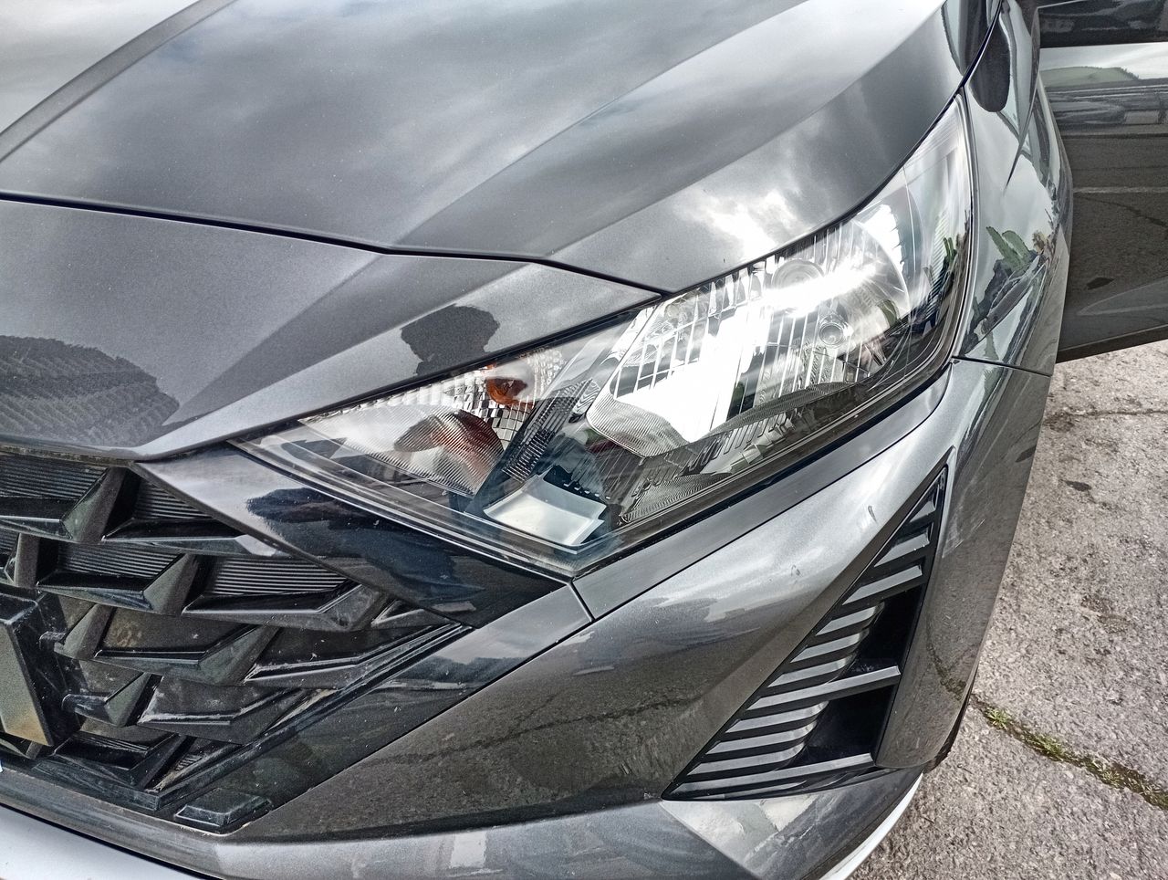 HYUNDAI - 19