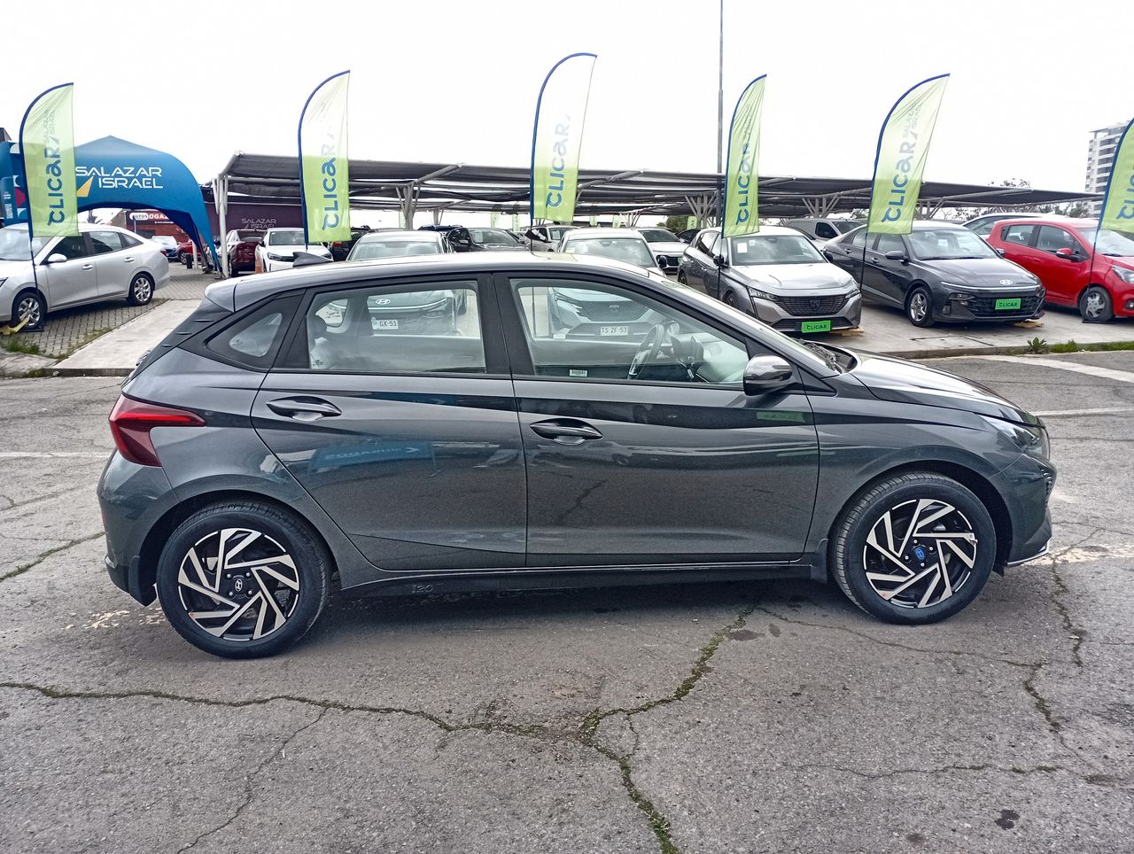HYUNDAI - 8