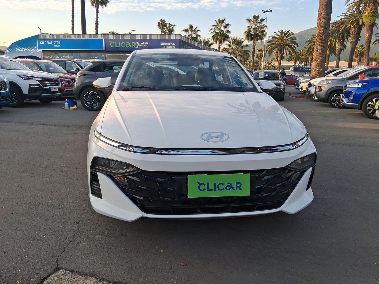 HYUNDAI - 2