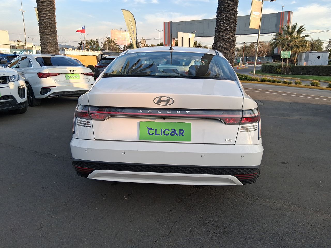 HYUNDAI - 6