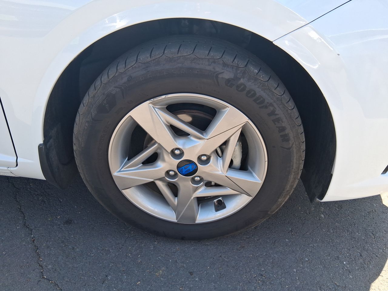 HYUNDAI - 17