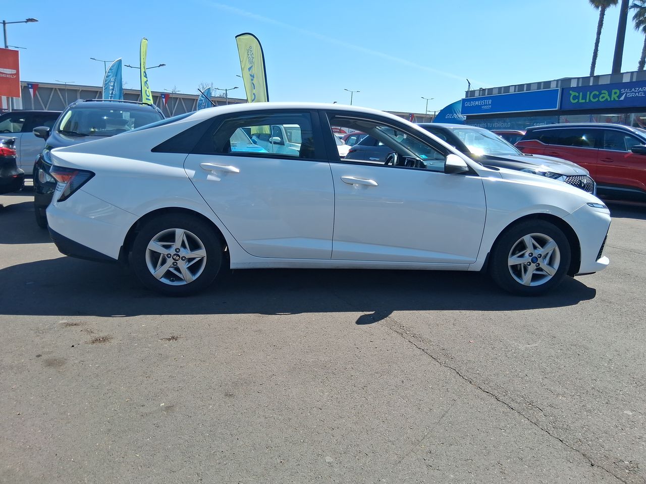 HYUNDAI - 8