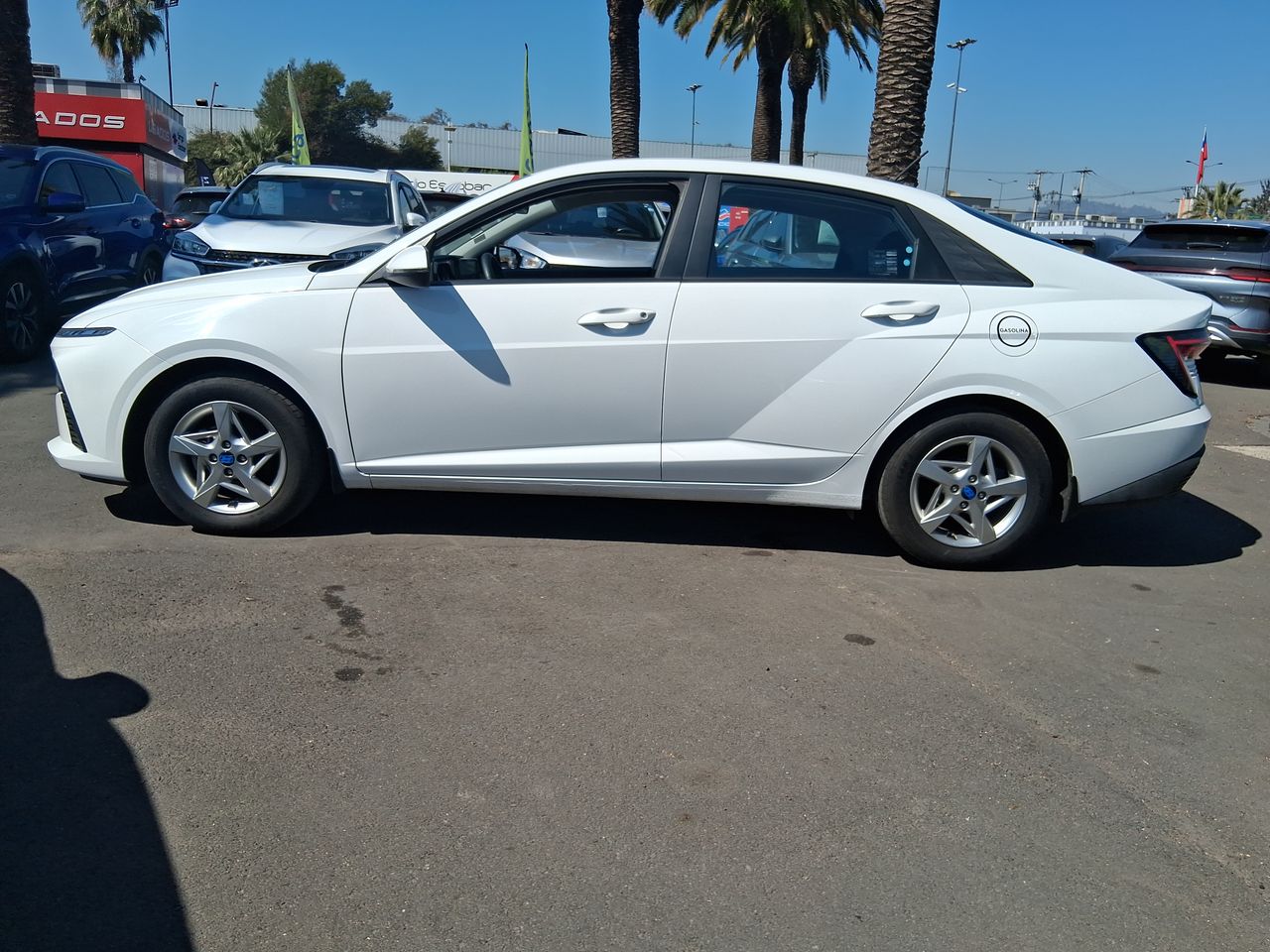 HYUNDAI - 4