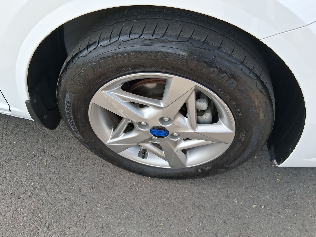 HYUNDAI - 17