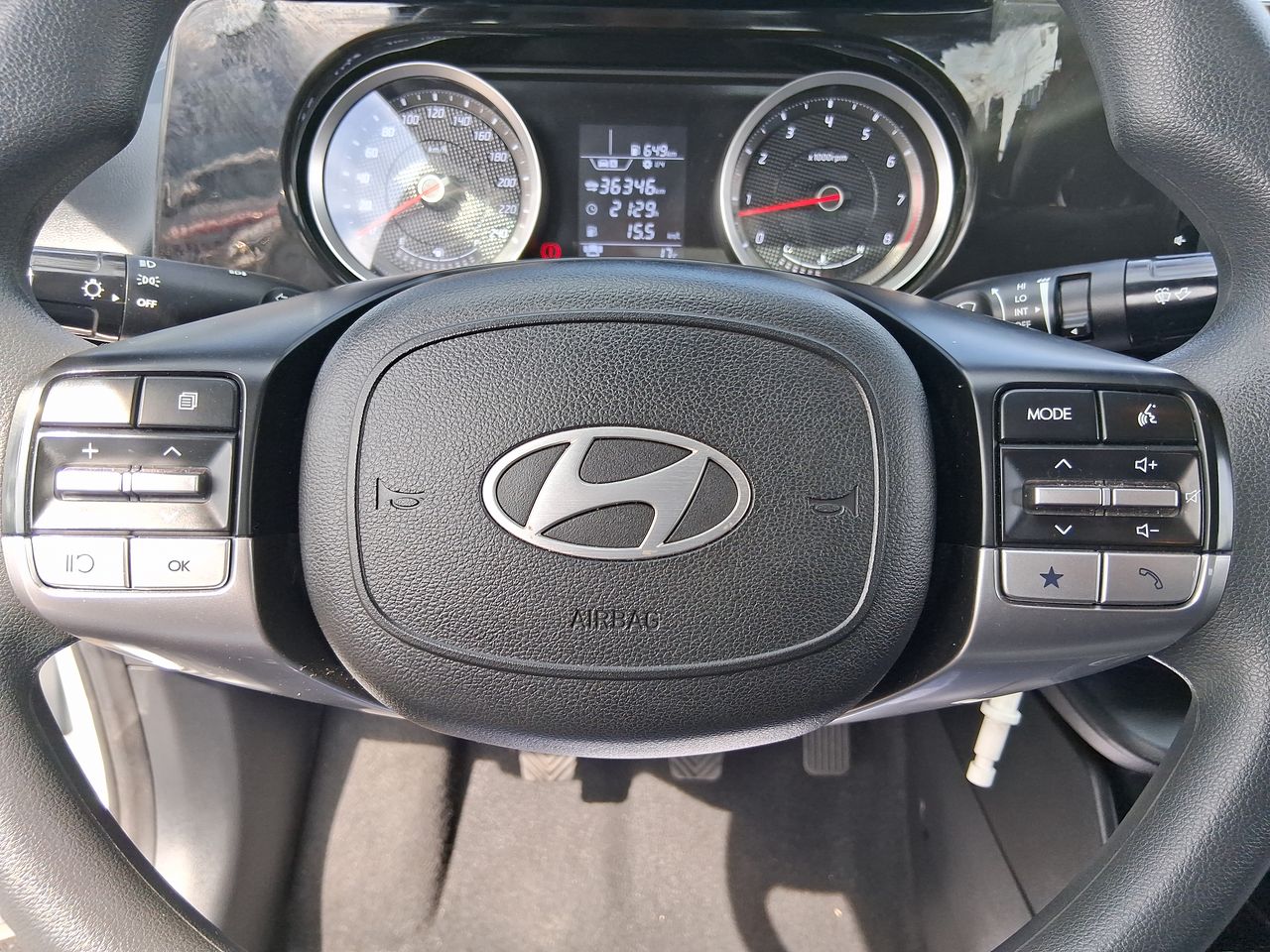 HYUNDAI - 27