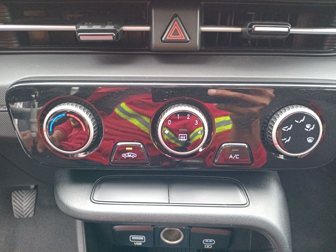 HYUNDAI - 28