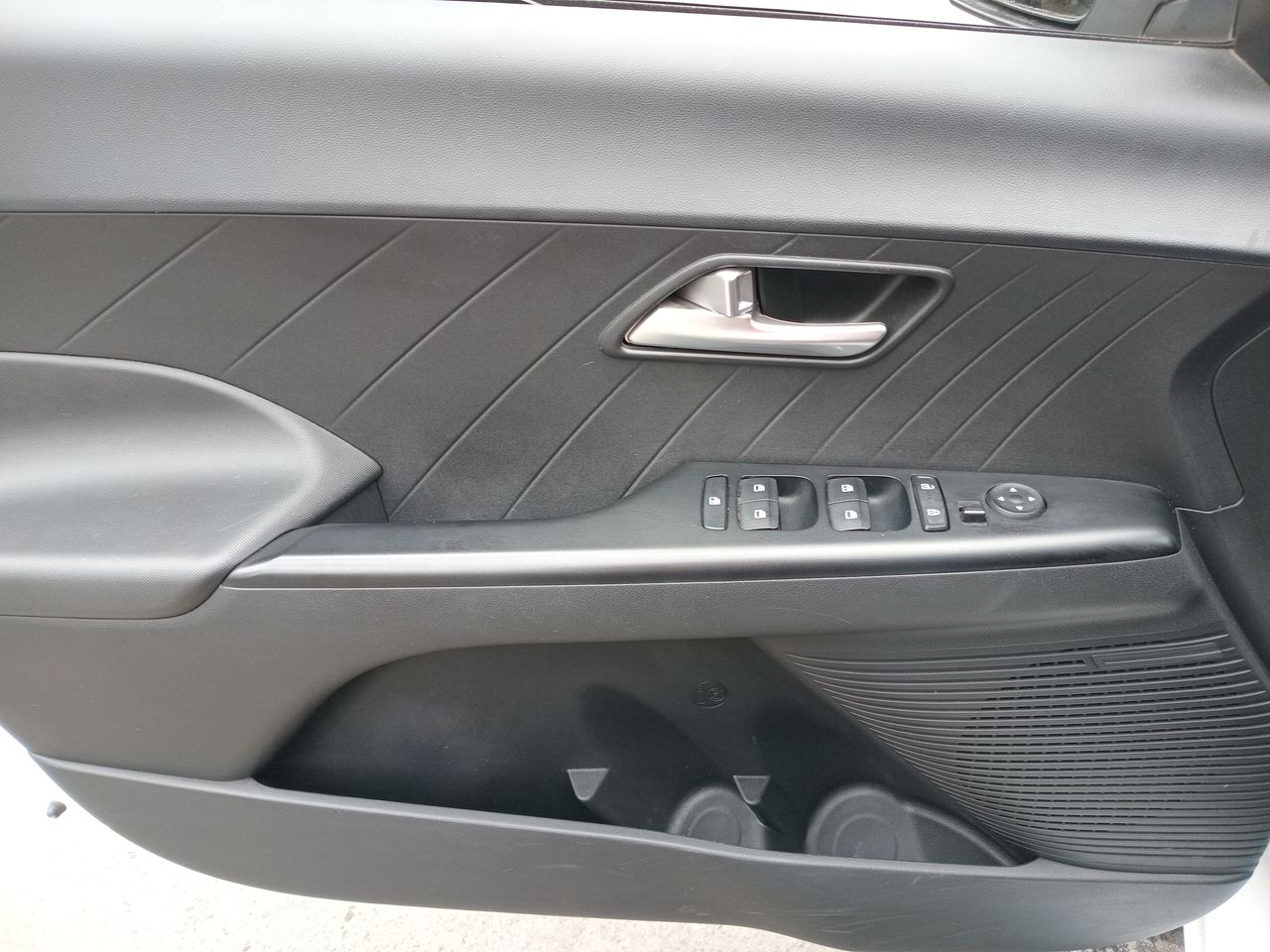 HYUNDAI - 21