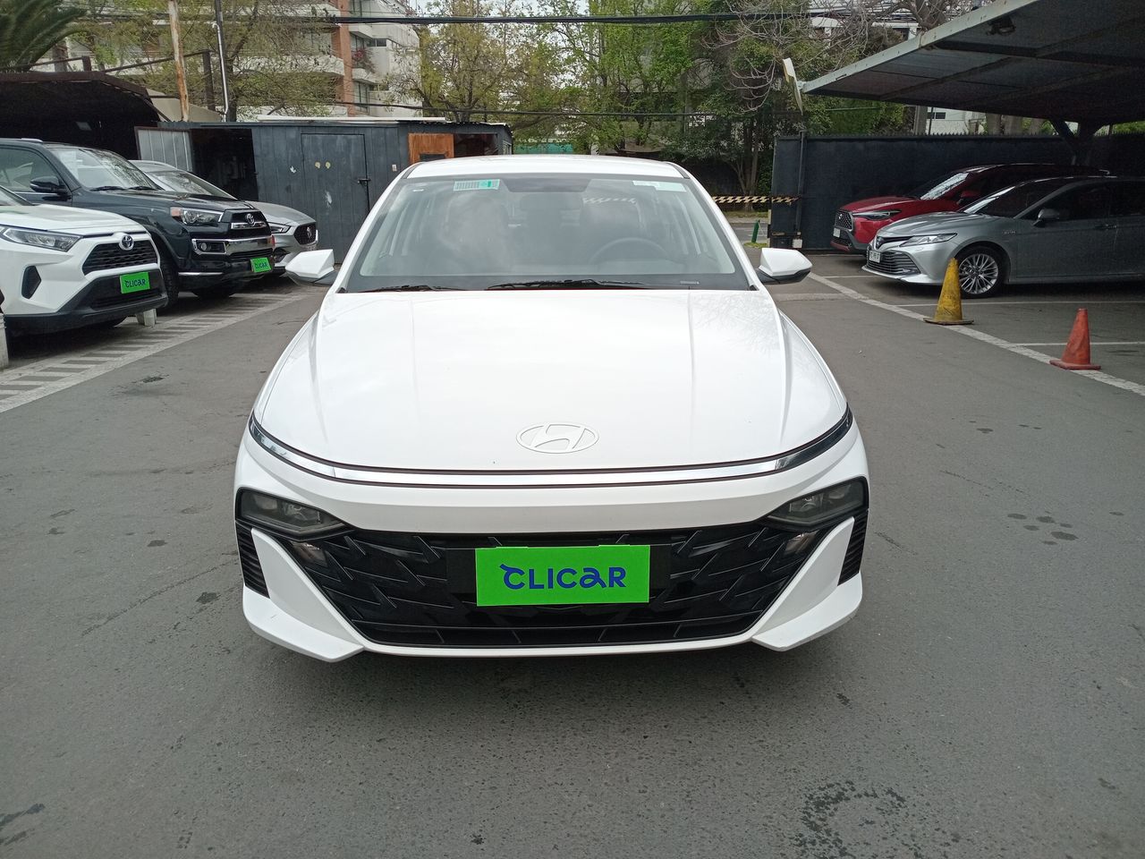 HYUNDAI - 2
