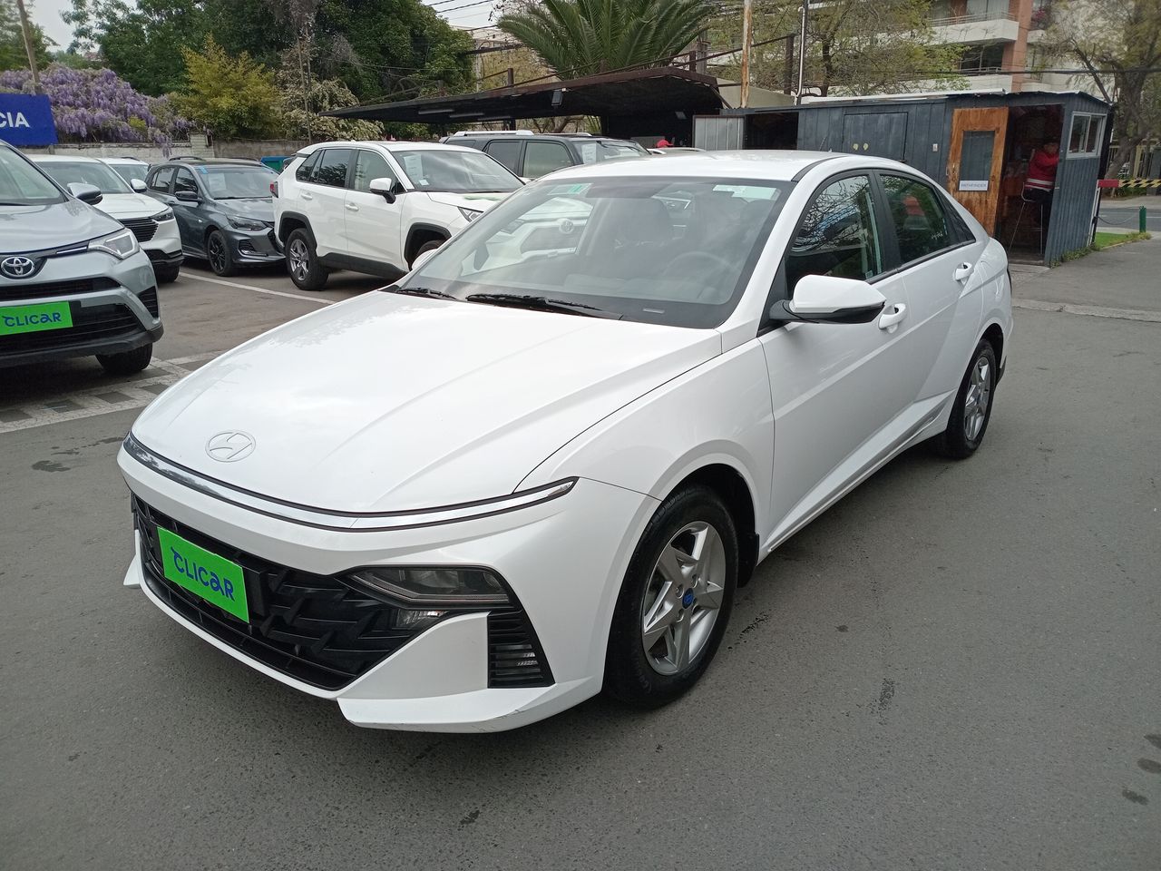 HYUNDAI - 3