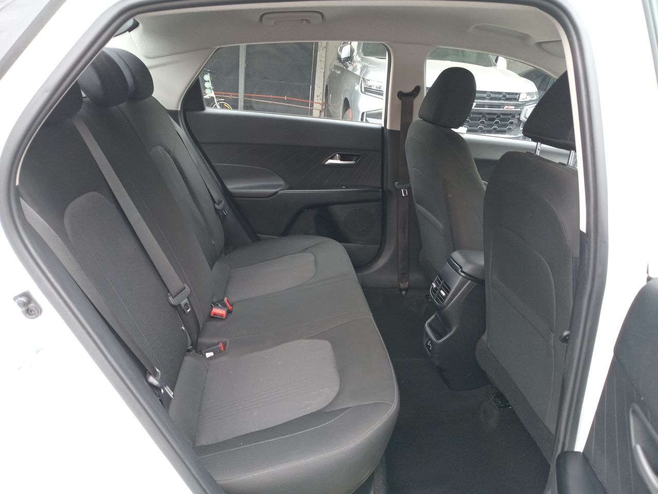 HYUNDAI - 11