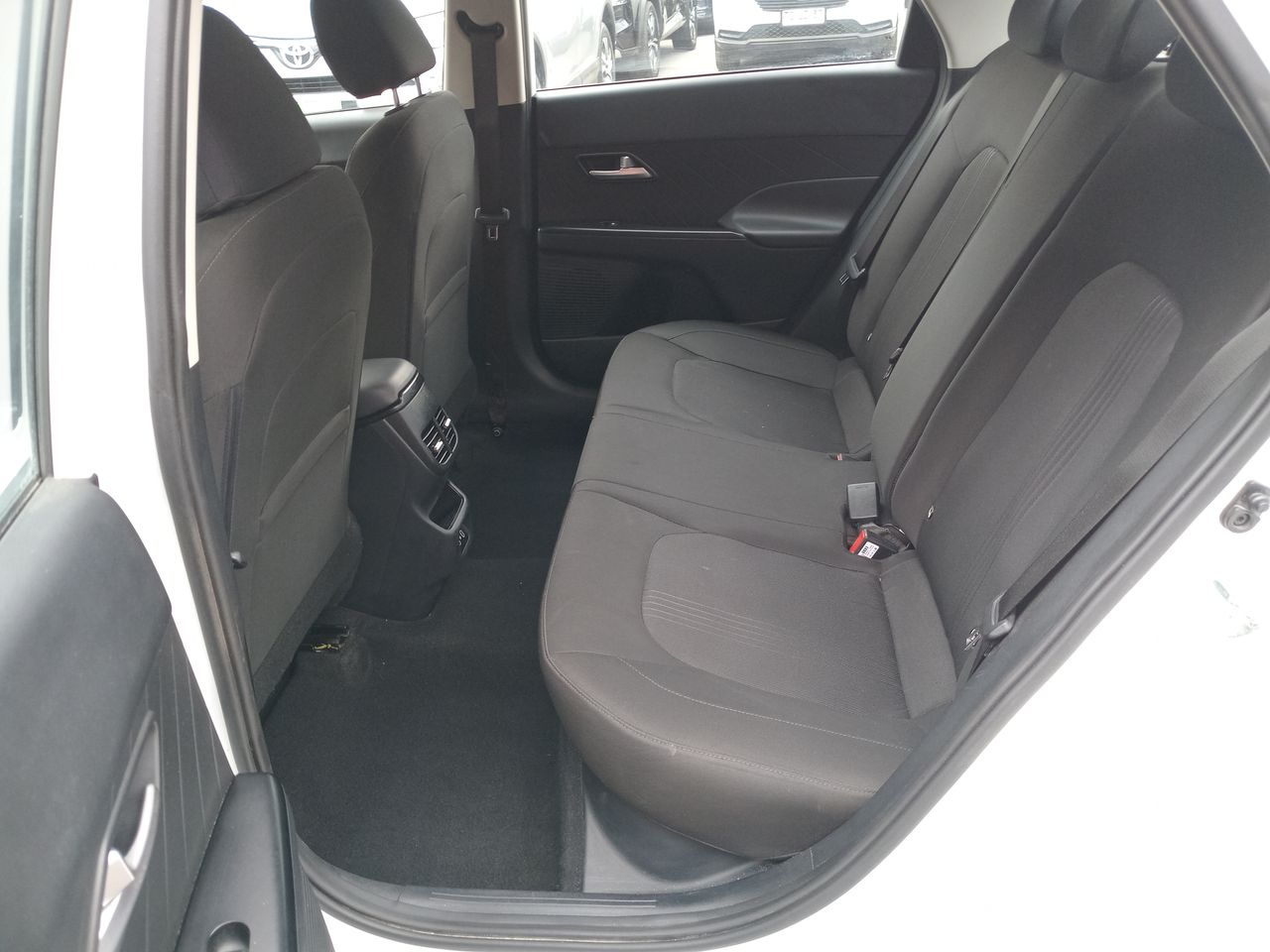 HYUNDAI - 13