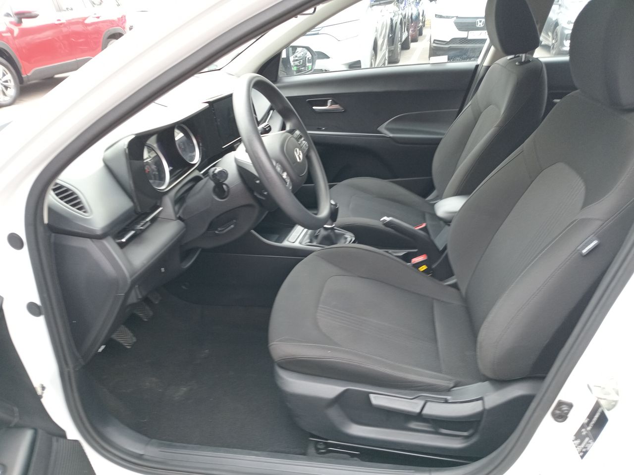 HYUNDAI - 14