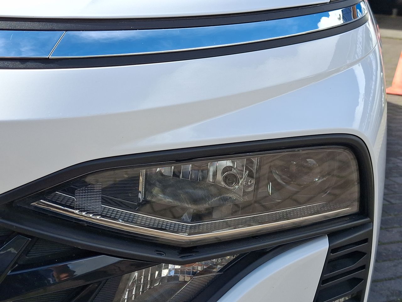 HYUNDAI - 19