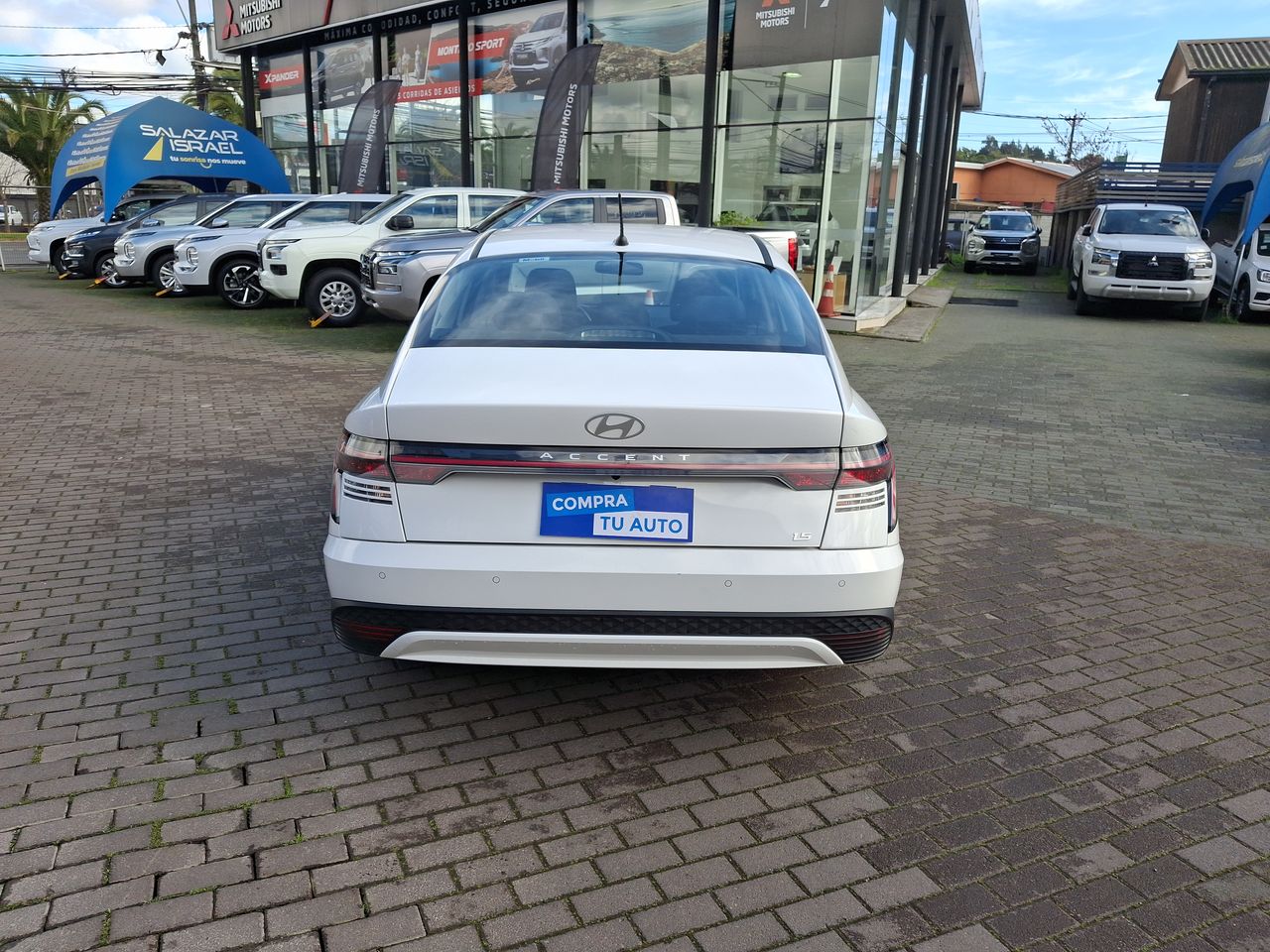 HYUNDAI - 6