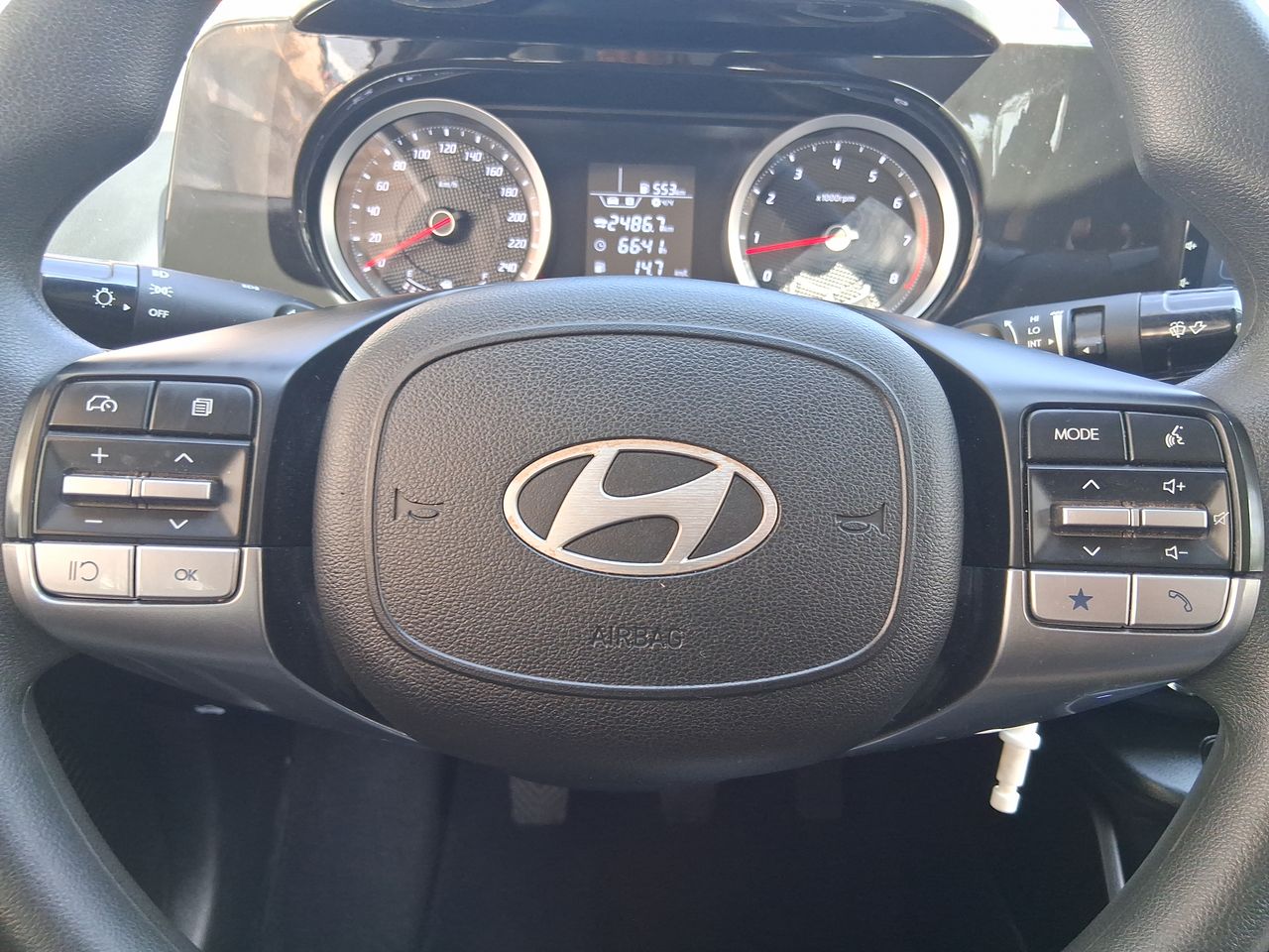 HYUNDAI - 22