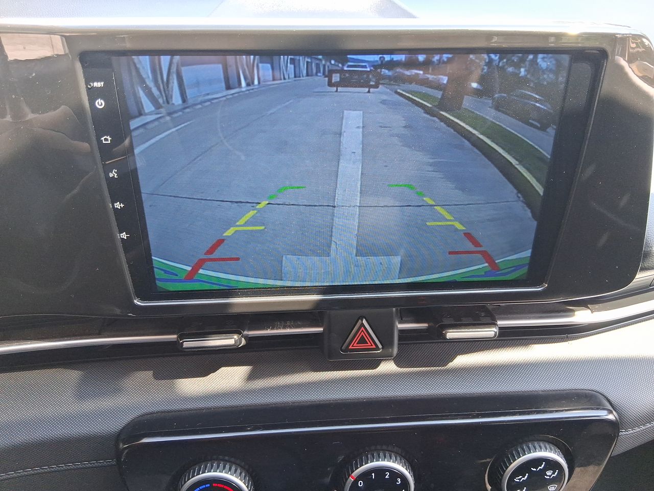 HYUNDAI - 25
