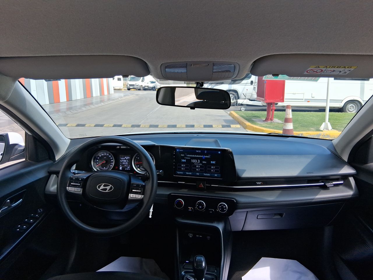 HYUNDAI - 7