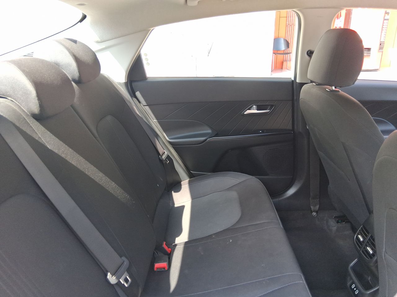 HYUNDAI - 11