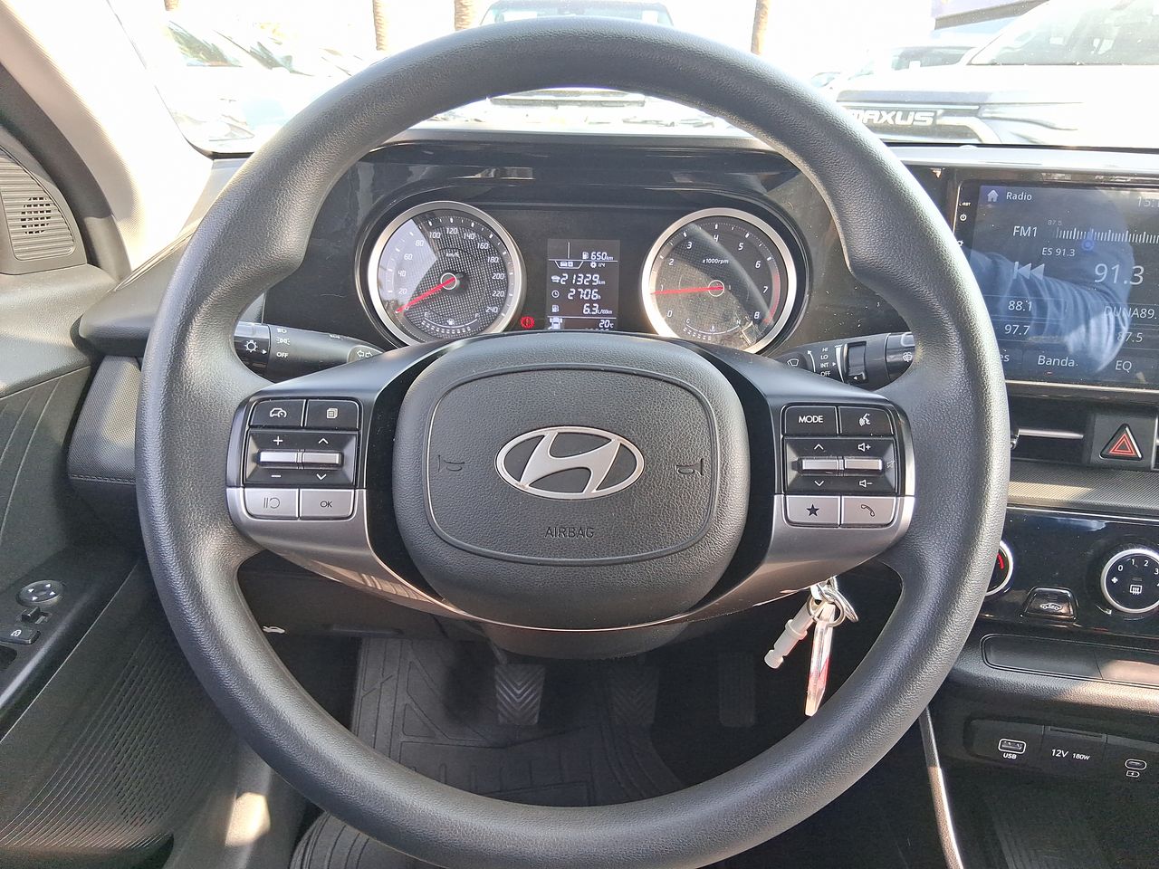 HYUNDAI - 26