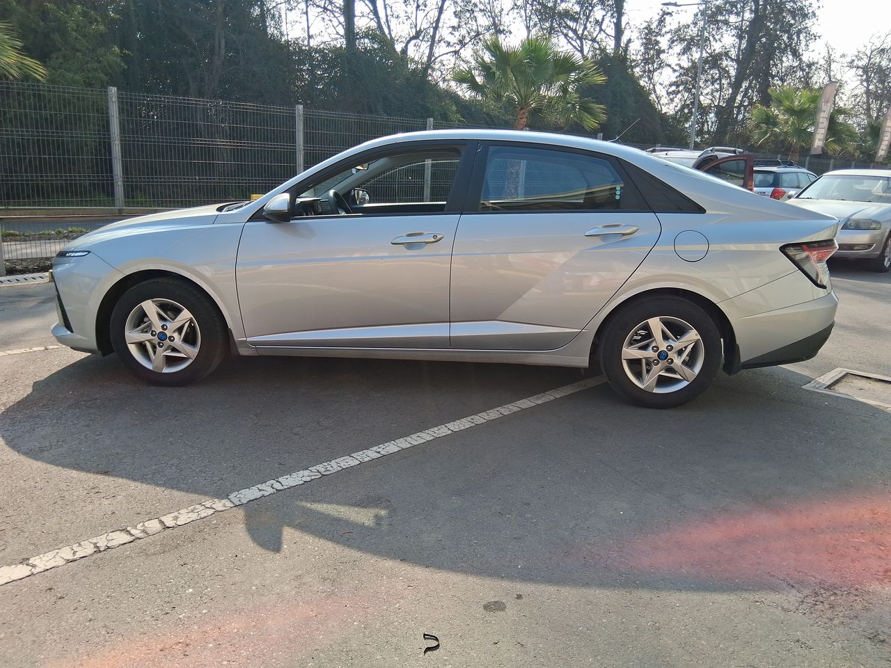 HYUNDAI - 4