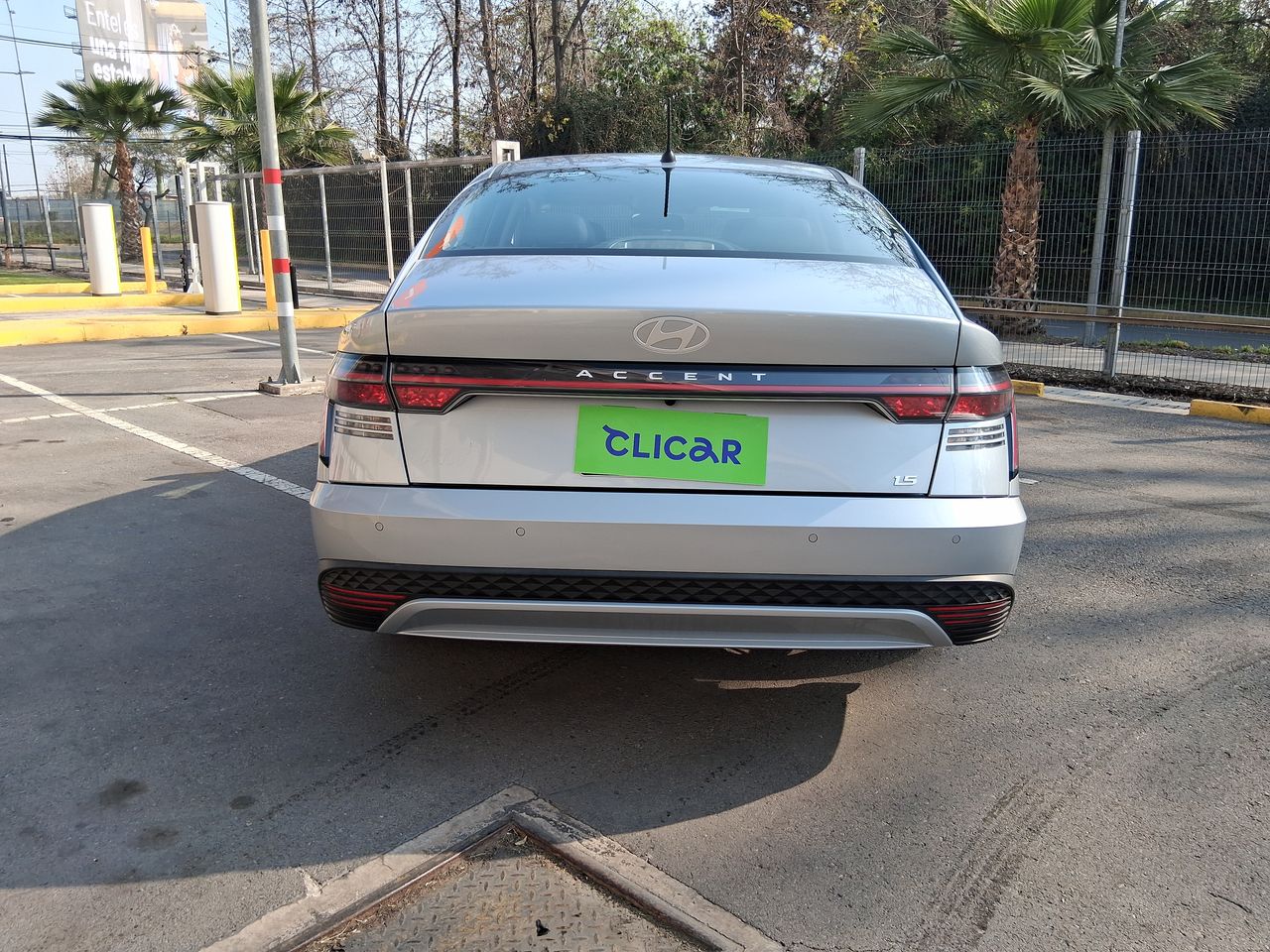 HYUNDAI - 6