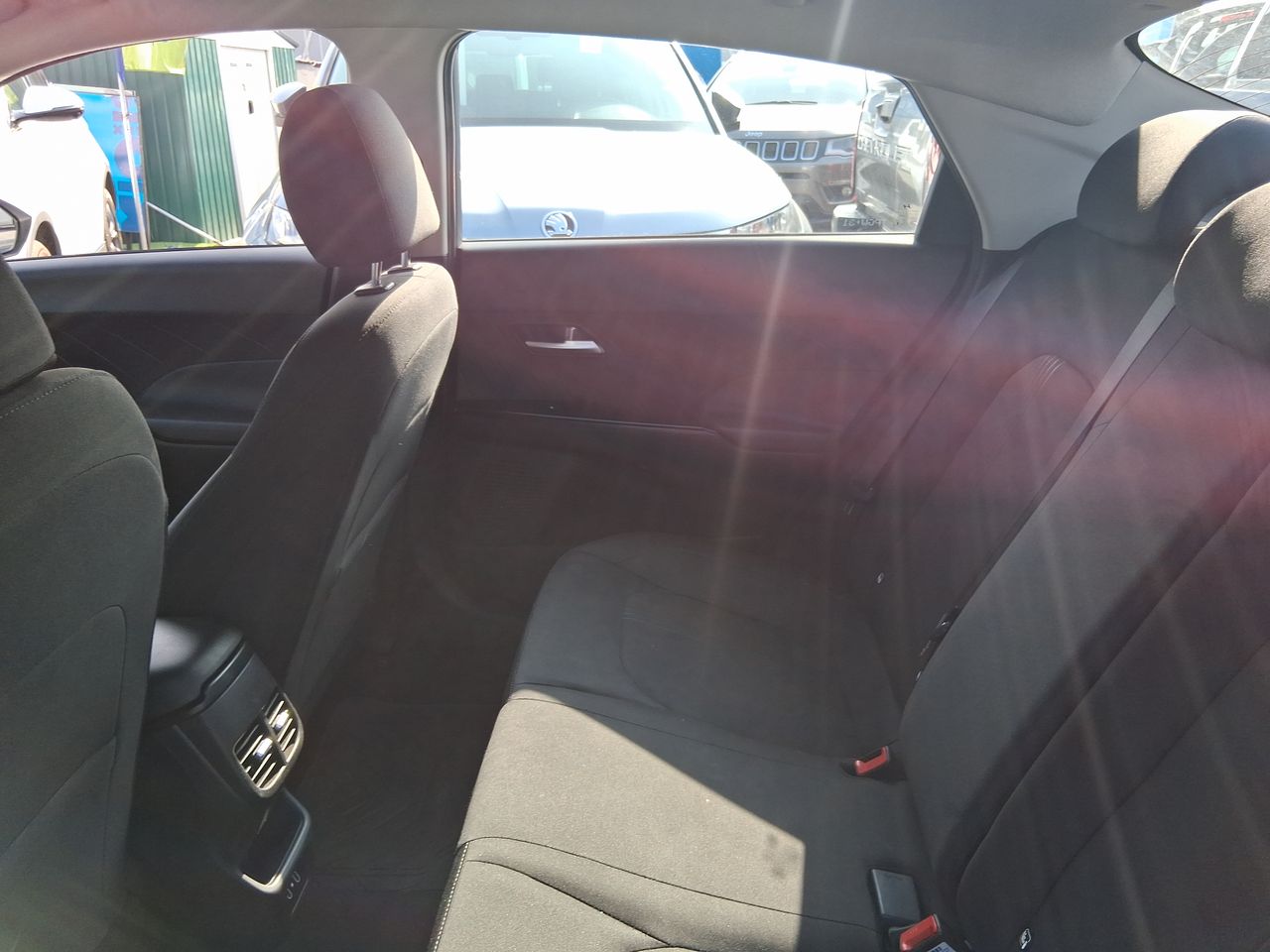 HYUNDAI - 11