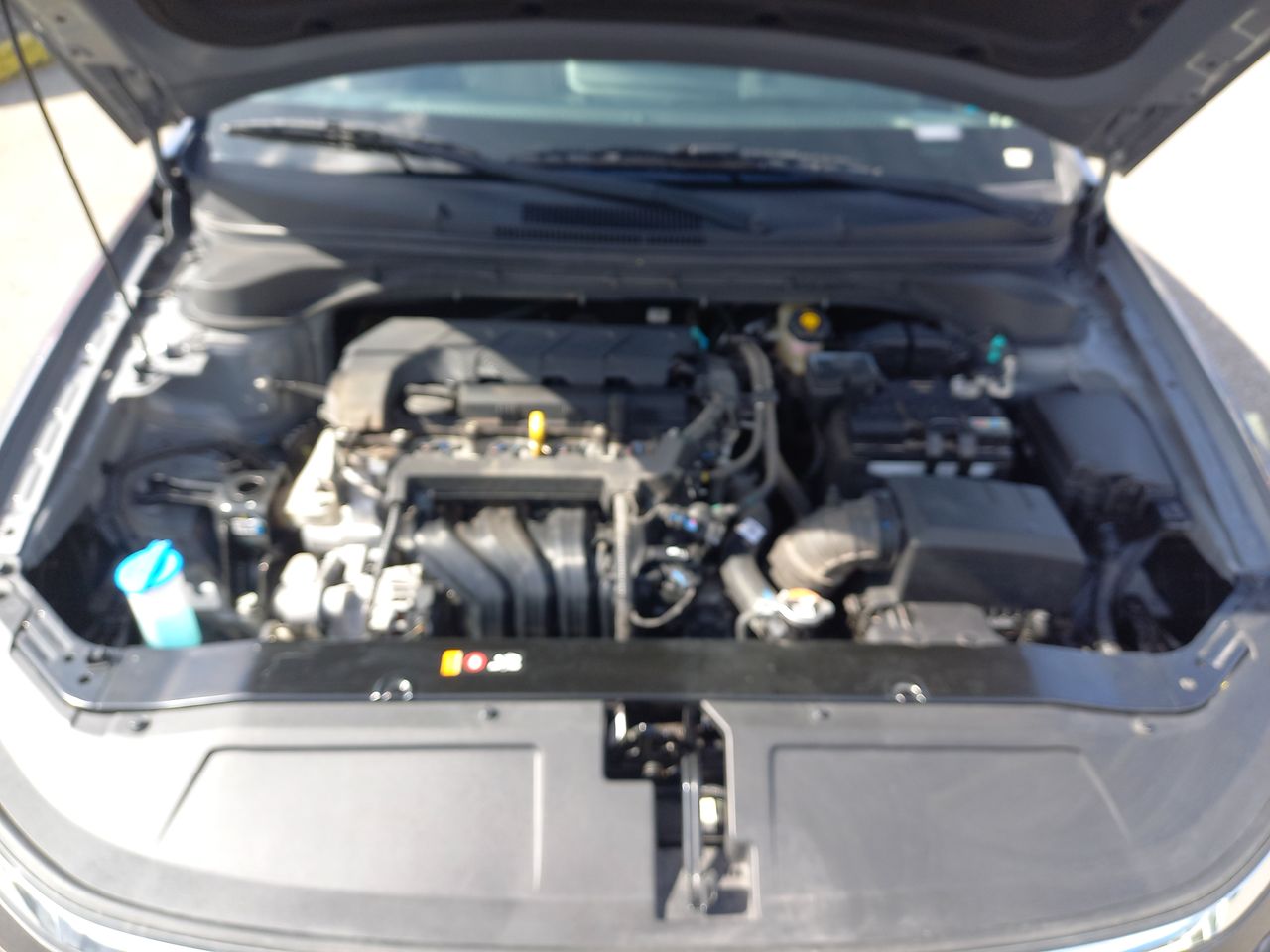 HYUNDAI - 16