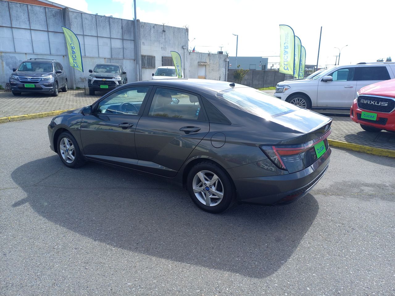 HYUNDAI - 5