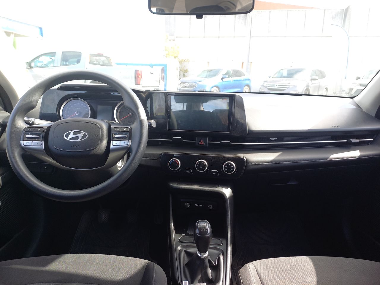 HYUNDAI - 9
