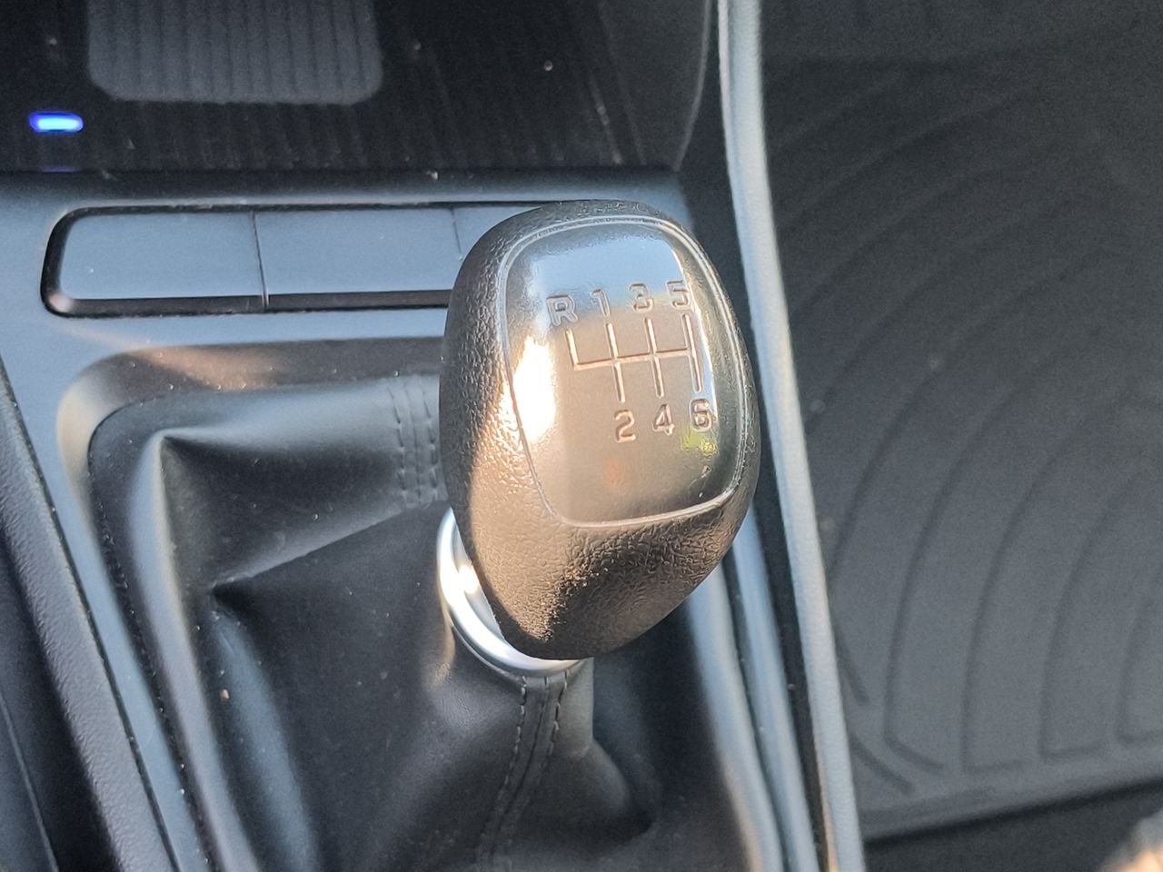 HYUNDAI - 29