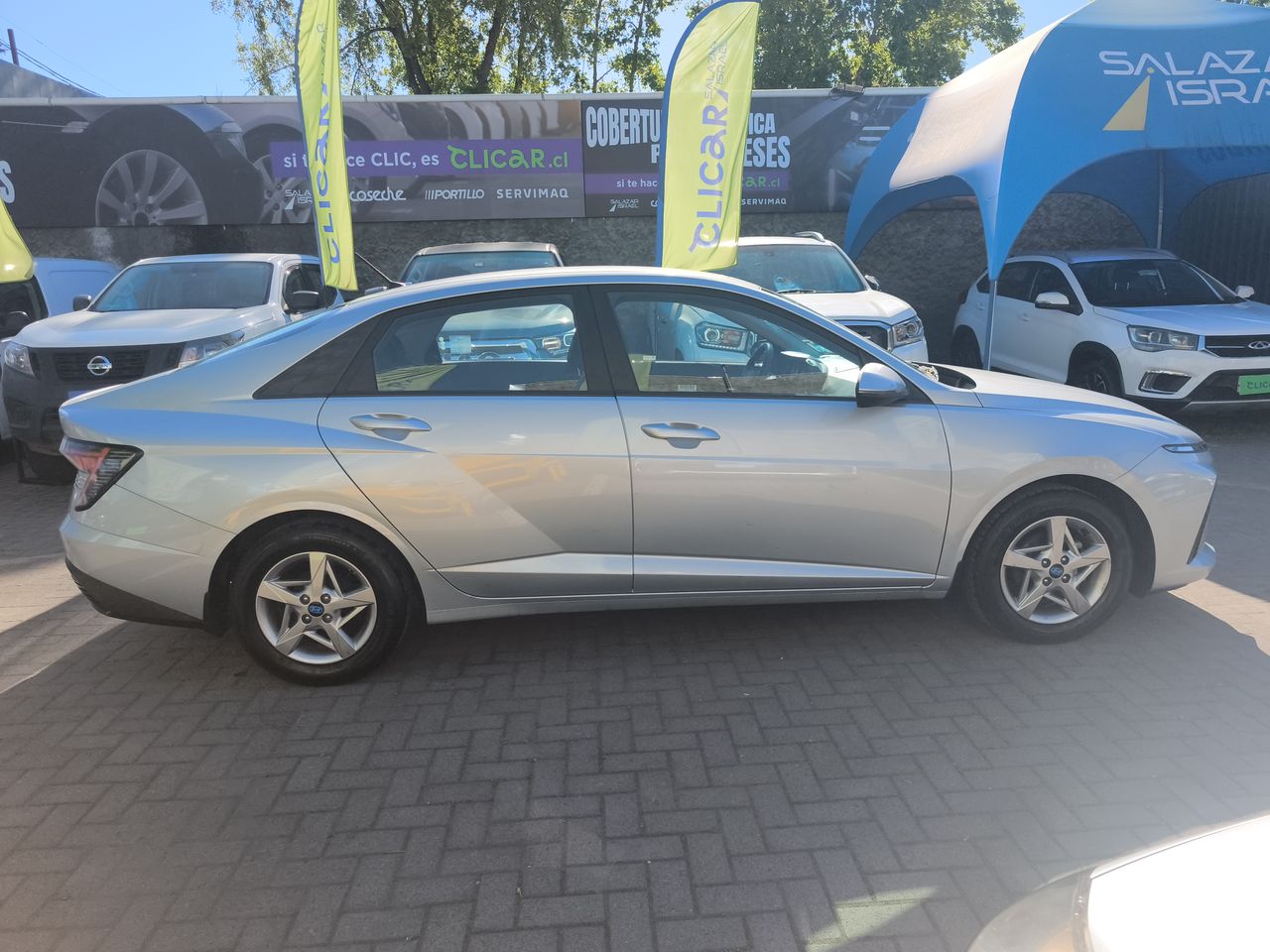 HYUNDAI - 8