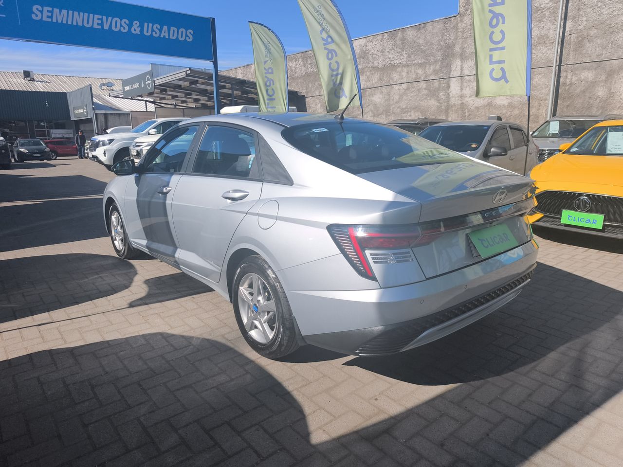 HYUNDAI - 5