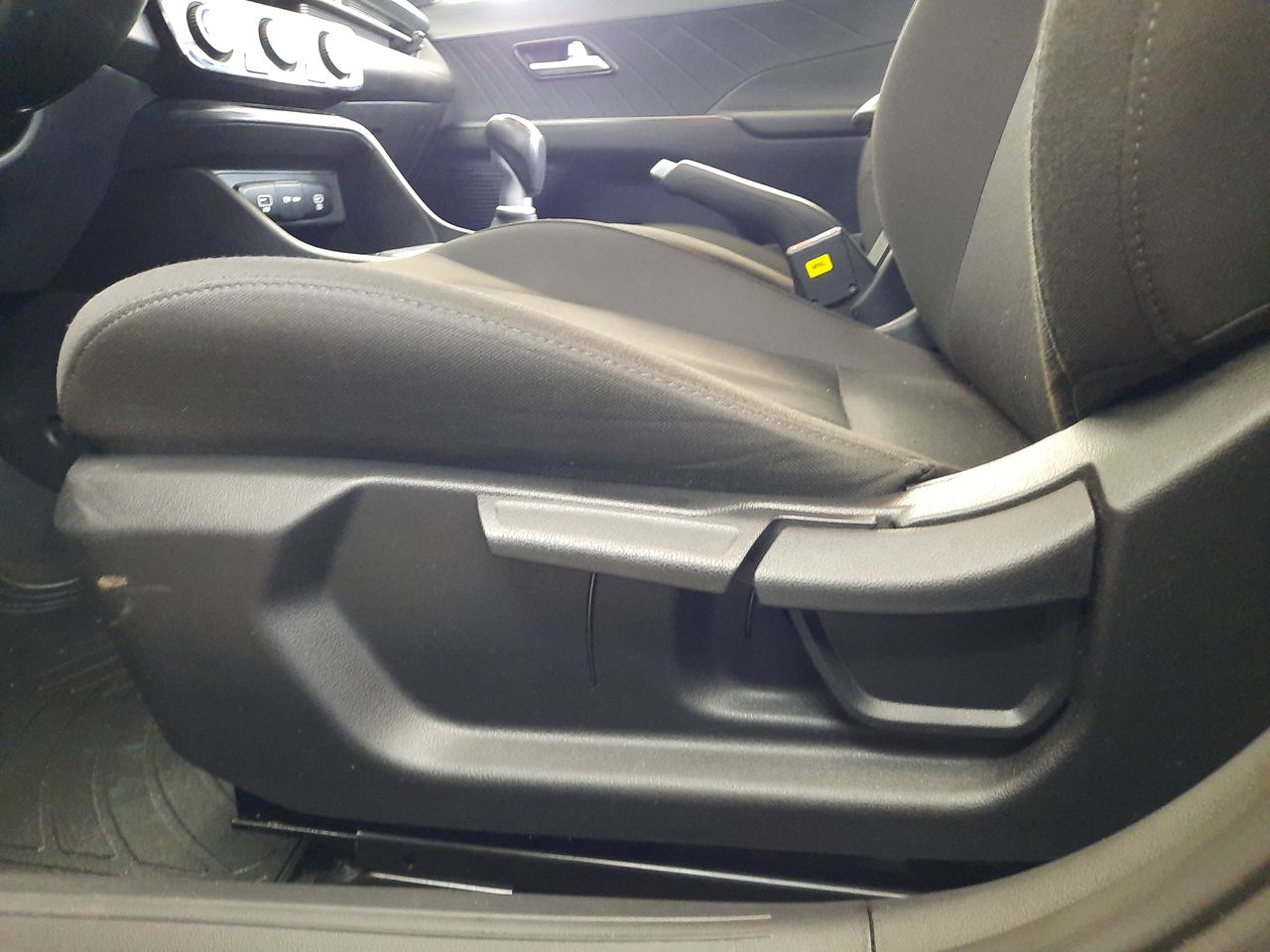 HYUNDAI - 24