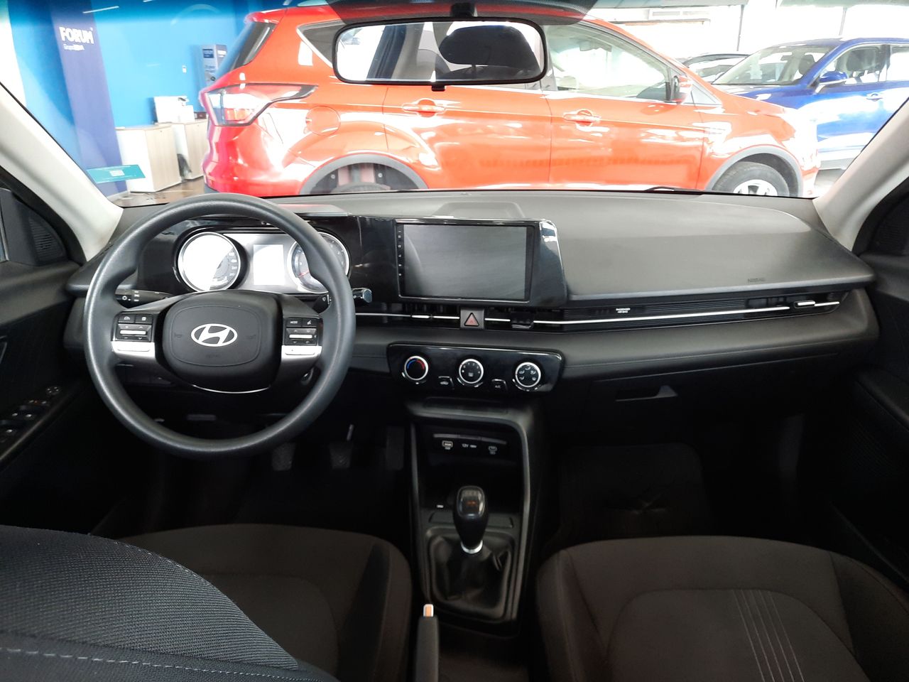 HYUNDAI - 9