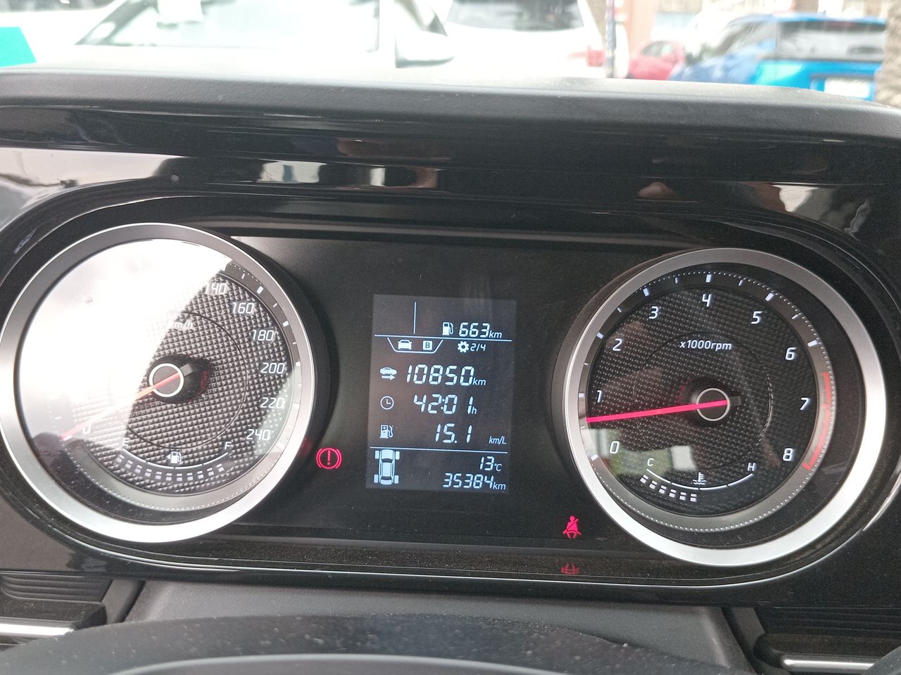 HYUNDAI - 28