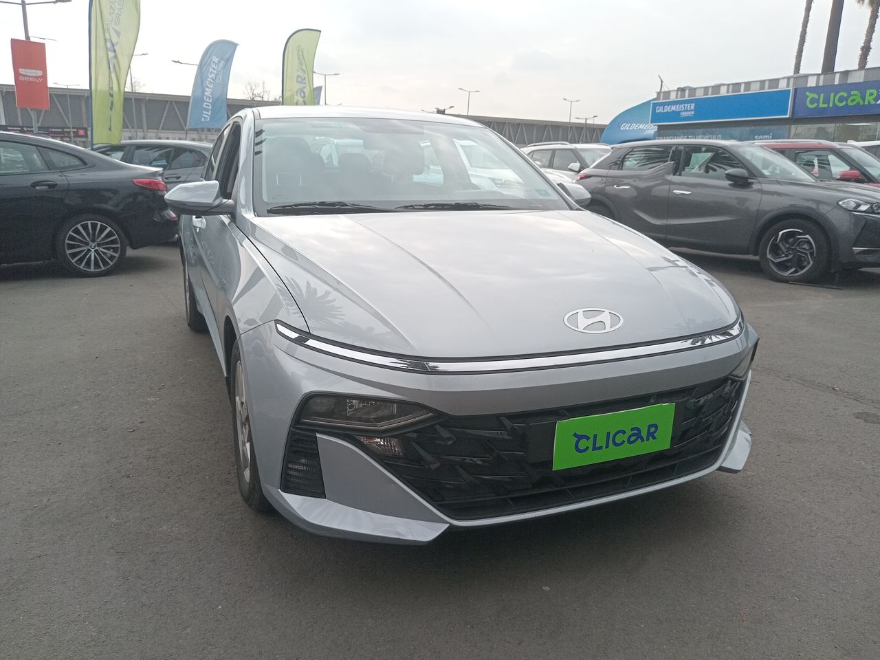 HYUNDAI - 2