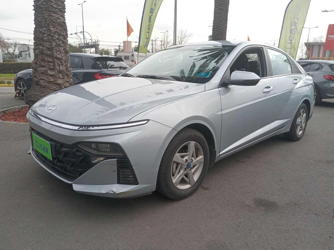 HYUNDAI - 3
