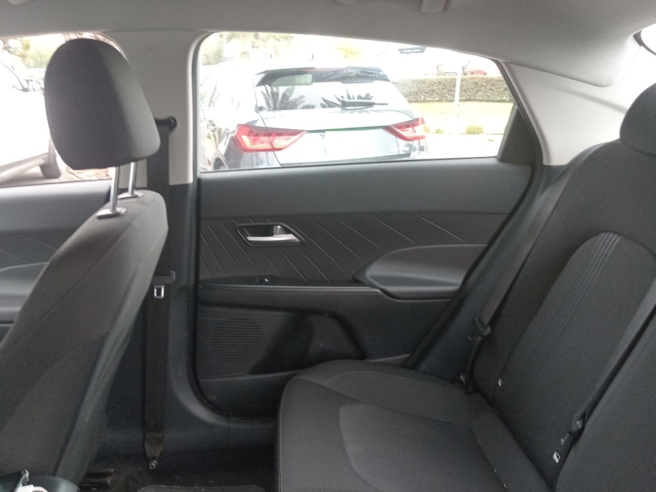 HYUNDAI - 11