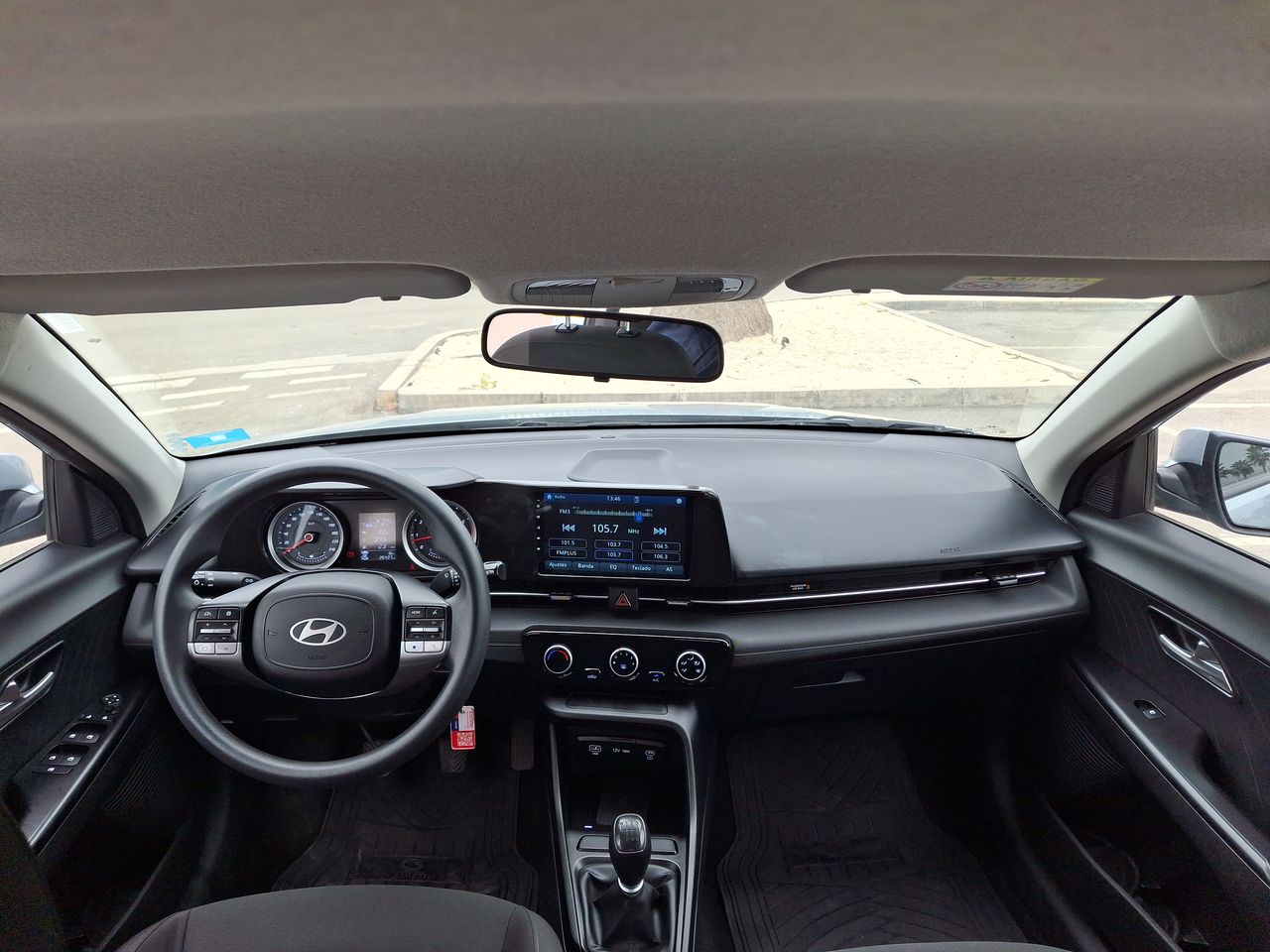 HYUNDAI - 32
